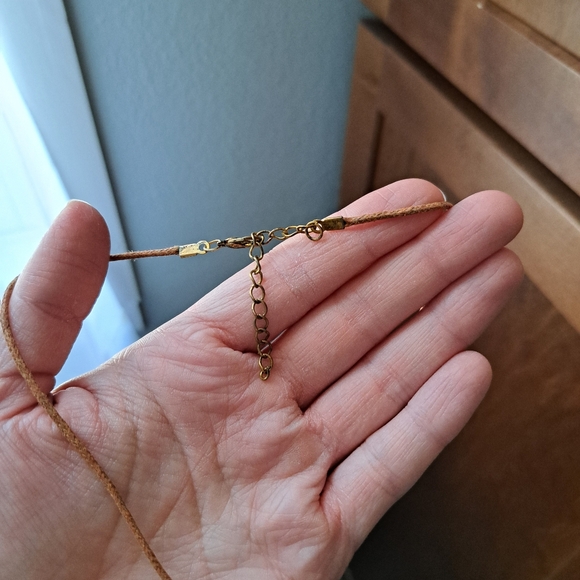 Bohemian Peace Sign Key Adjustable Necklace - Picture 3 of 4